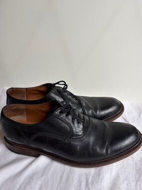 Frye men’s Black Leather dress Shoes